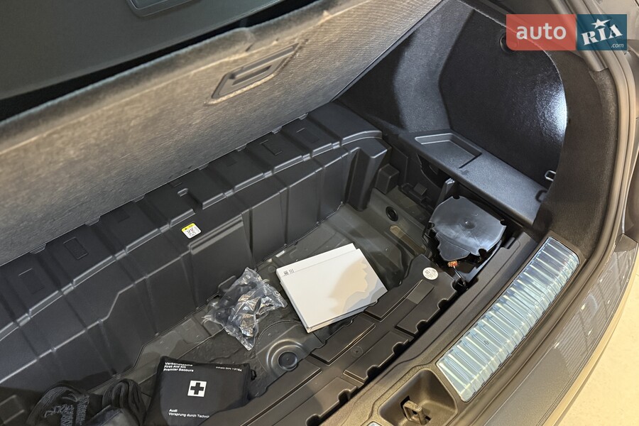 Audi Q5 - фото 30