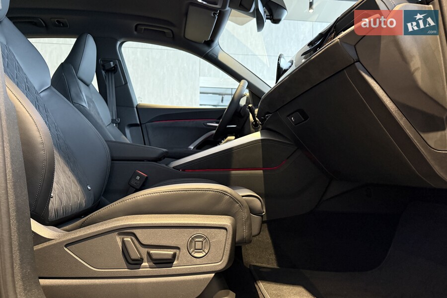 Audi Q5 - фото 34