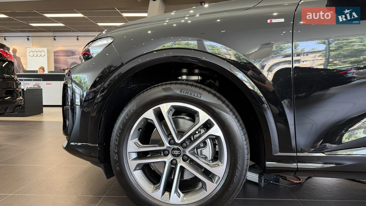 Audi-6