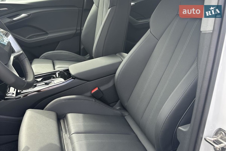 Audi Q6 e-tron - фото 17