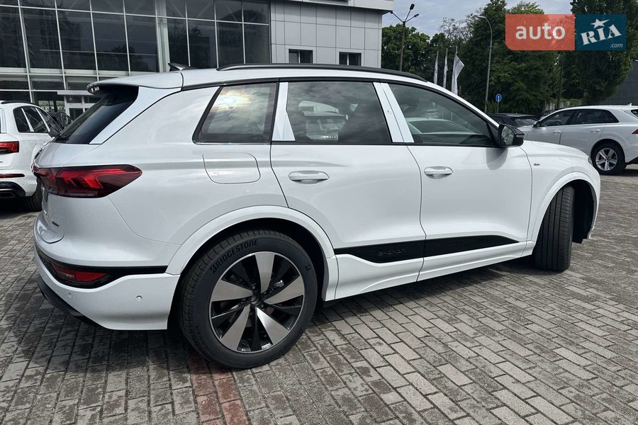 Audi Q6 e-tron - фото 4