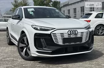 Audi Q6 e-tron Individual Performance 100 kWh (387 к.с.) Quattro - фото 1