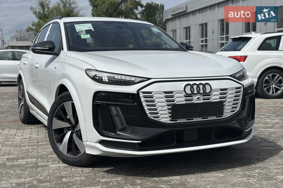 Audi Q6 e-tron - фото 1