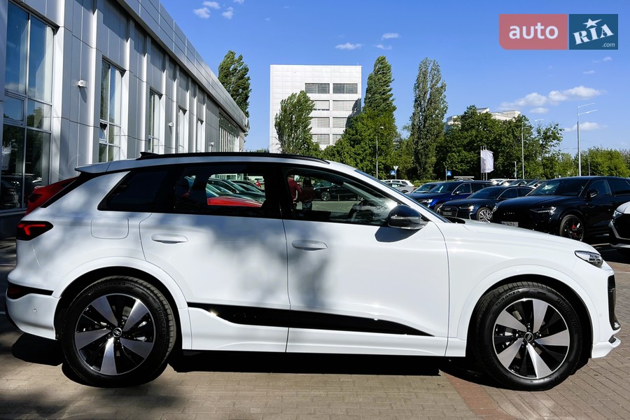 Audi Q6 e-tron - фото 5