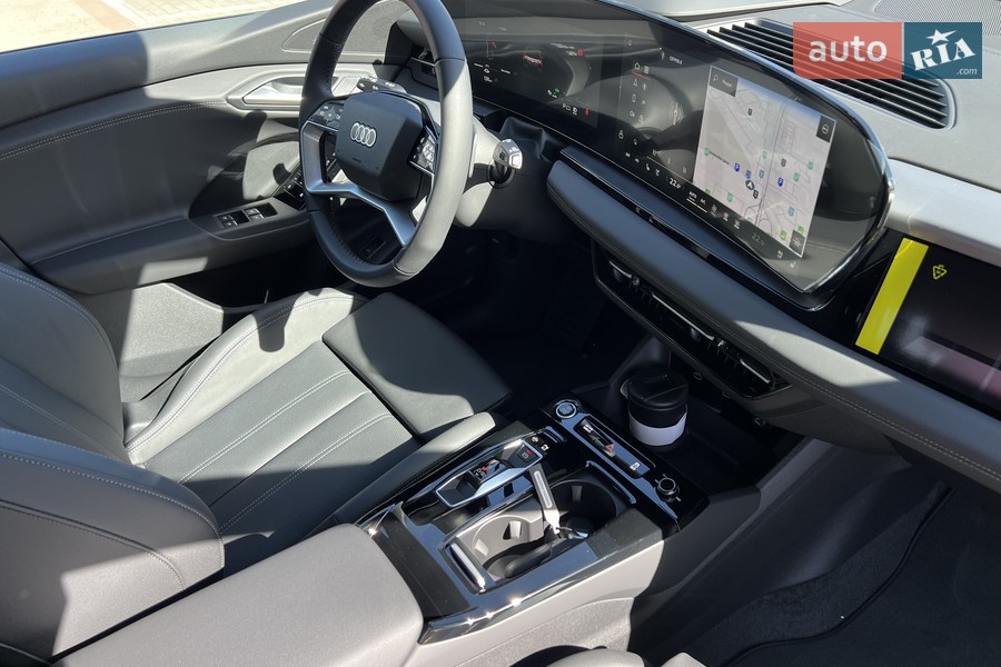 Audi Q6 e-tron - фото 15