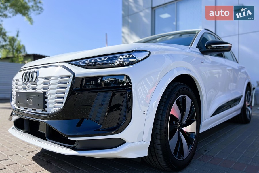 Audi Q6 e-tron - фото 3