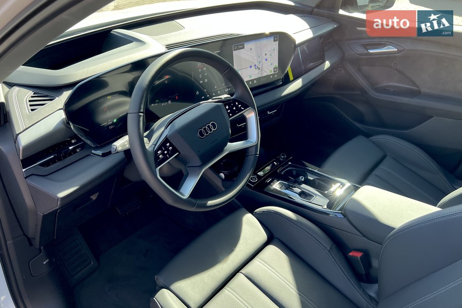 Audi Q6 e-tron - фото 21