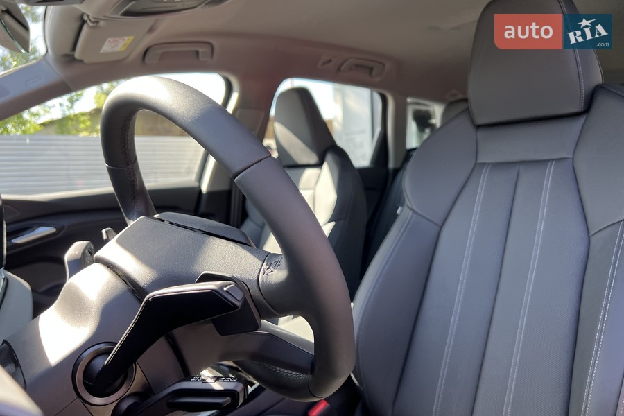 Audi Q6 e-tron - фото 25