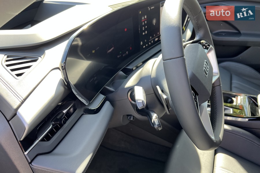 Audi Q6 e-tron - фото 24
