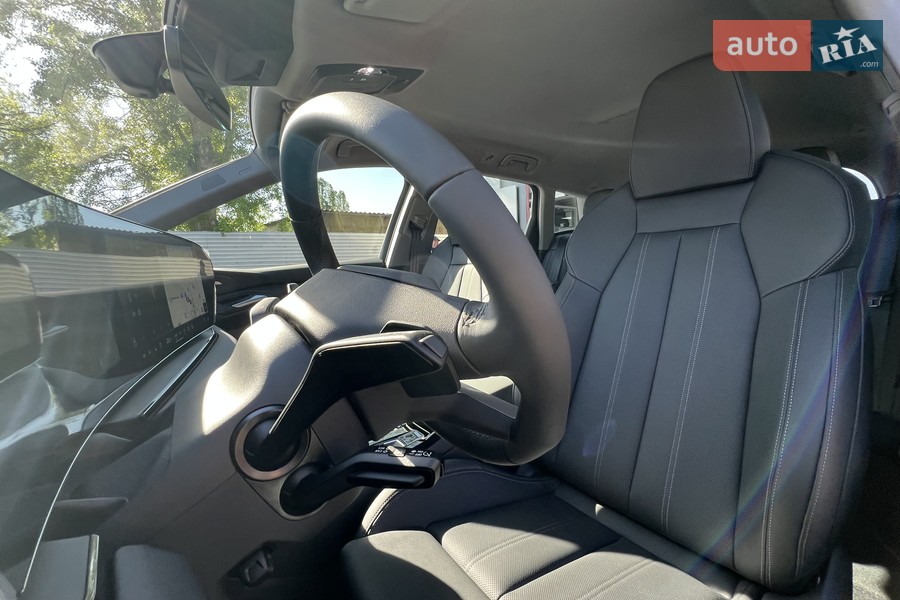 Audi Q6 e-tron - фото 26
