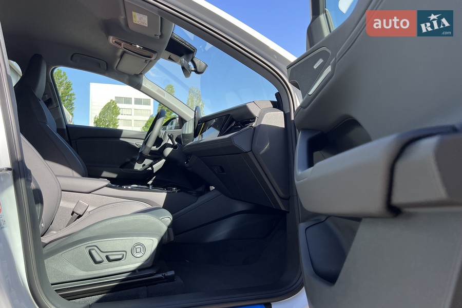 Audi Q6 e-tron - фото 43