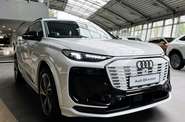 Audi Q6 e-tron - фото 5