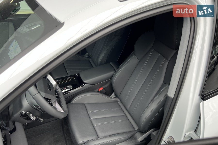 Audi Q6 e-tron - фото 23