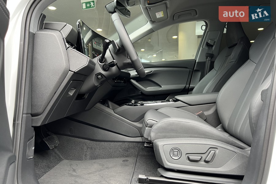 Audi Q6 e-tron - фото 40