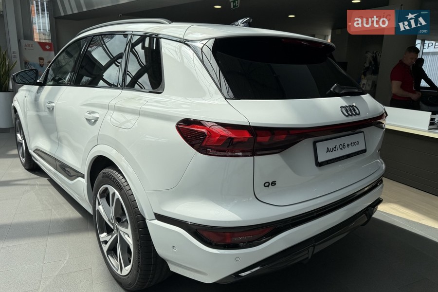 Audi Q6 e-tron - фото 4