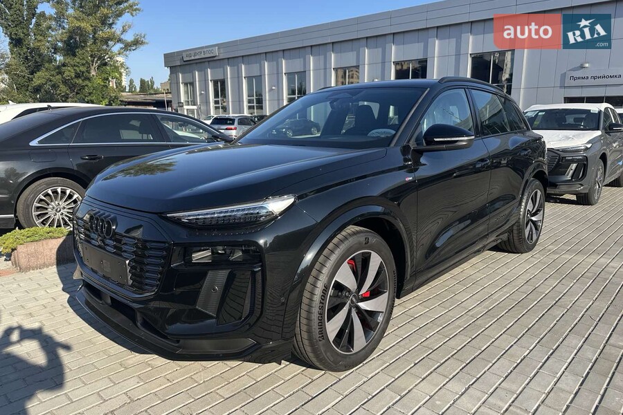 Audi Q6 e-tron - фото 3