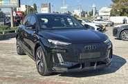 Audi Q6 e-tron - фото 33