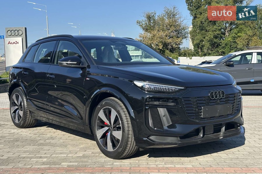 Audi Q6 e-tron - фото 1
