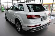 Audi Q7 Basis