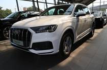 Audi Q7 Basis