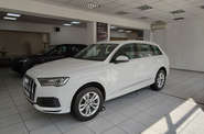 Audi Q7 Basis