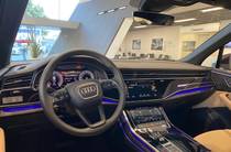 Audi Q7 Basis