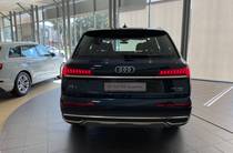 Audi Q7 Basis