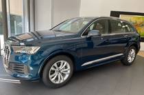 Audi Q7 Basis