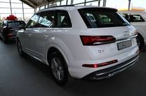 Audi Q7 Basis