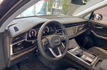 Audi Q7 Basis