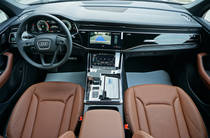 Audi Q7 Basis