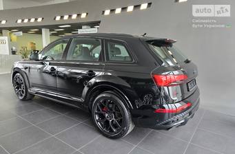 Audi Q7 2024 S-Line