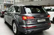 Audi Q7 - фото 8