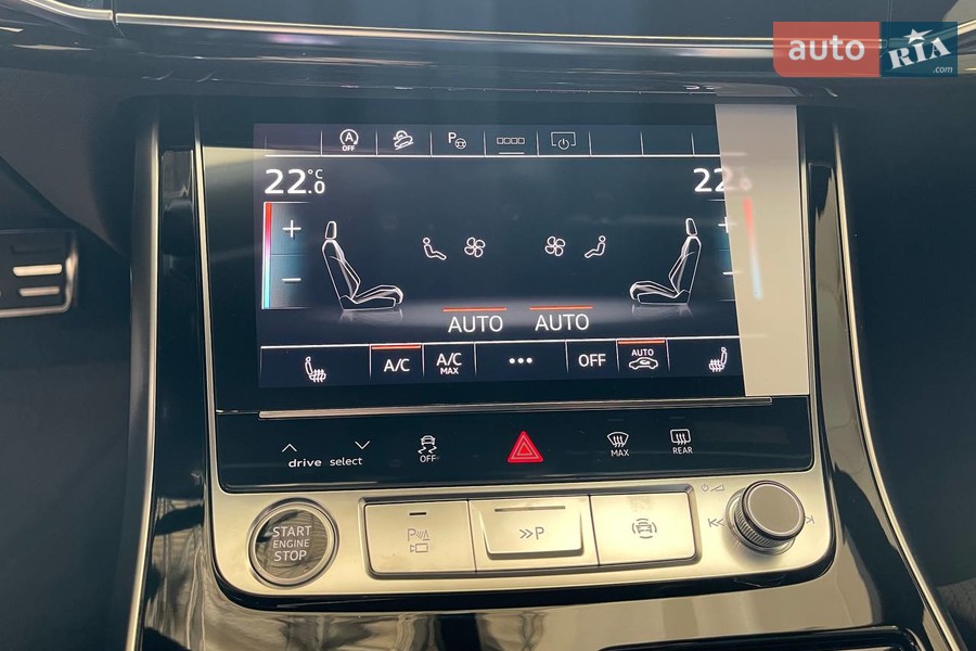 Audi Q7 - фото 15