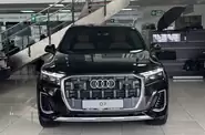 Audi Q7 Basis