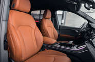 Audi Q7 Basis