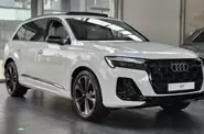 Audi Q7 Audi Q7 S-Line