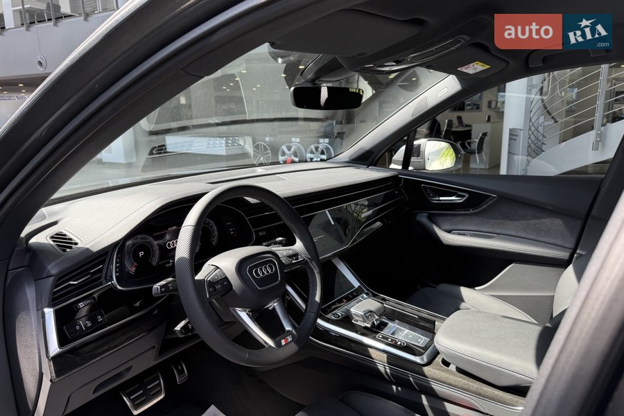 Audi Q7 - фото 4