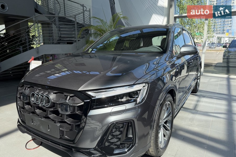 Audi Q7 - фото 2