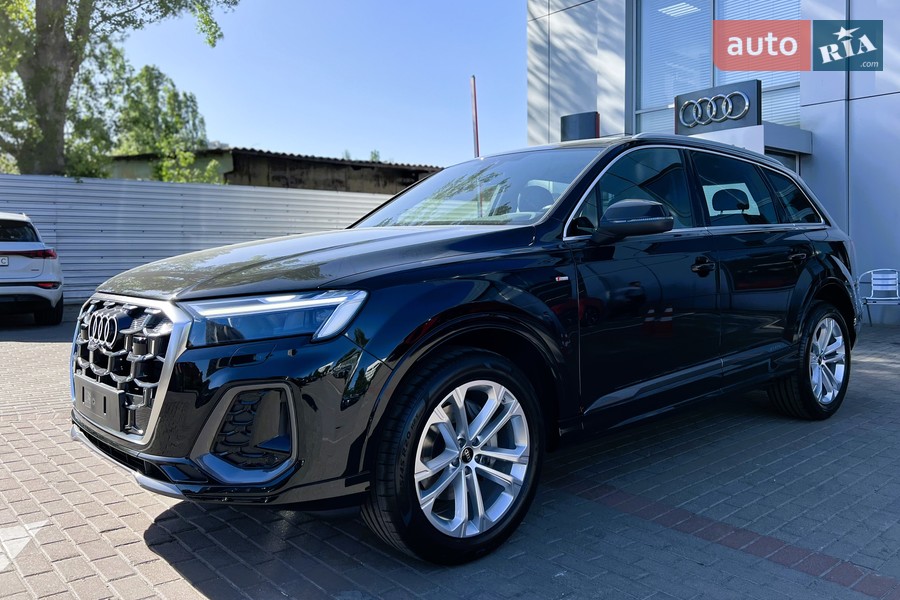 Audi Q7 - фото 3