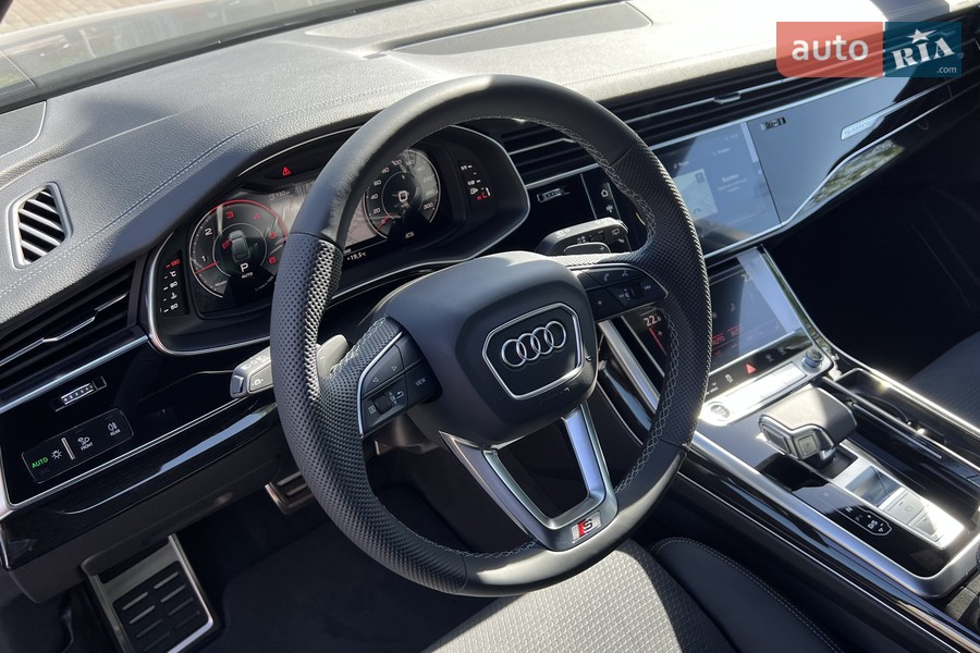 Audi Q7 - фото 26
