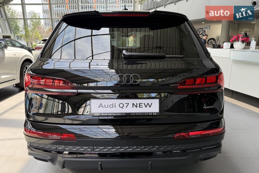 Audi Q7 - фото 5