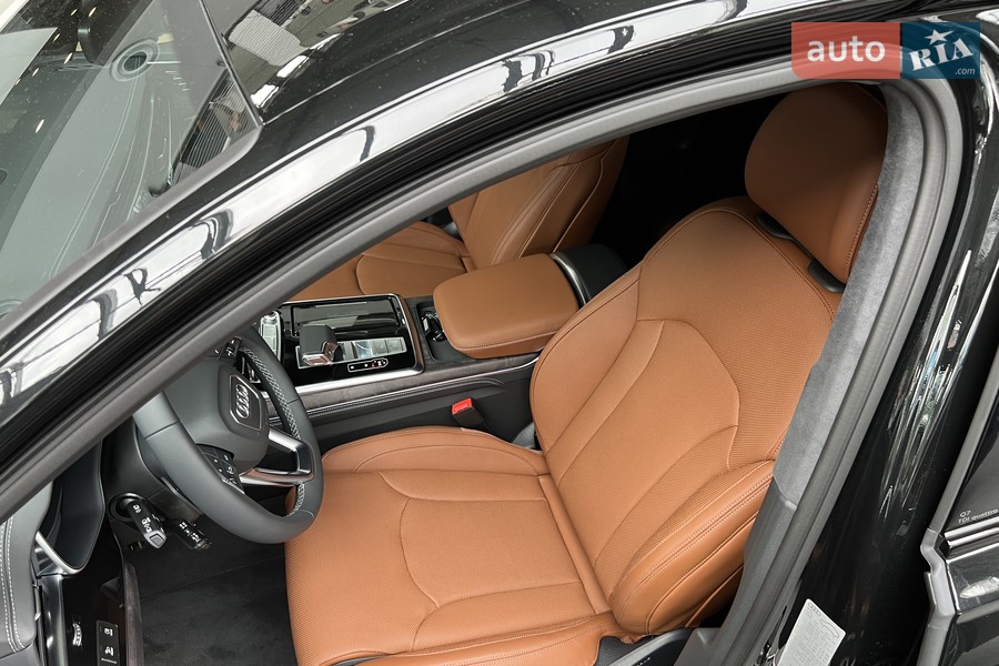 Audi Q7 - фото 24