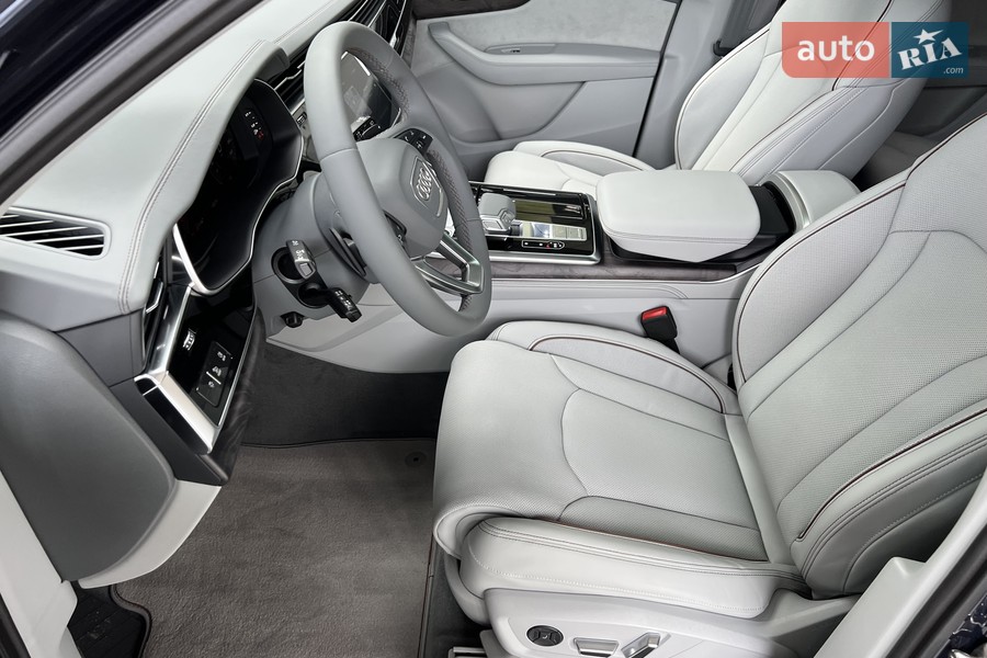 Audi Q7 - фото 24
