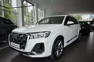 Audi Q7 Audi Q7 S-Line