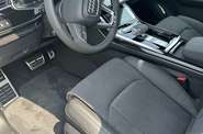 Audi Q7 - фото 12