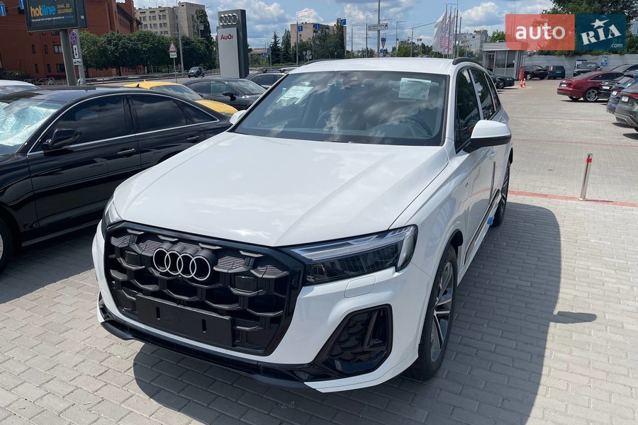 Audi Q7 - фото 3