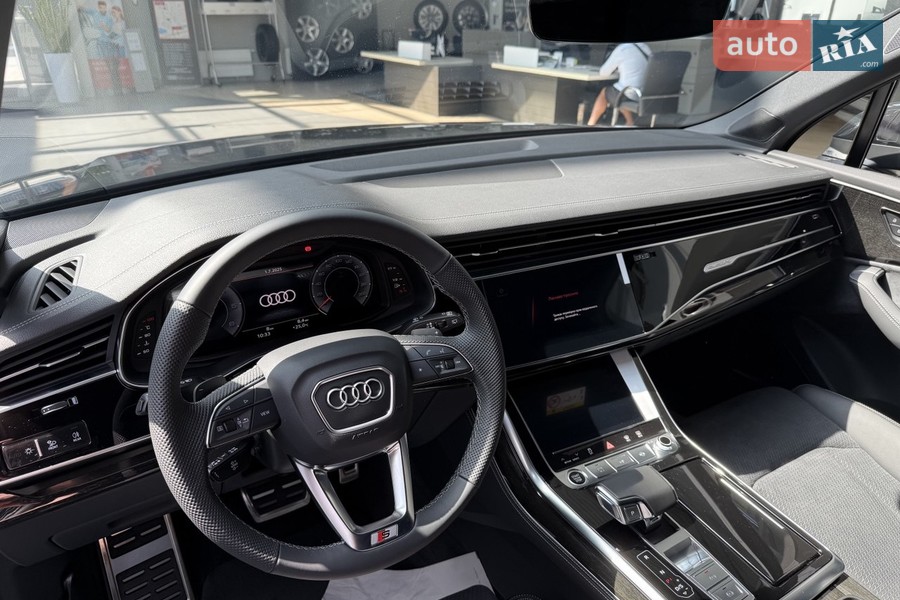 Audi Q7 - фото 6