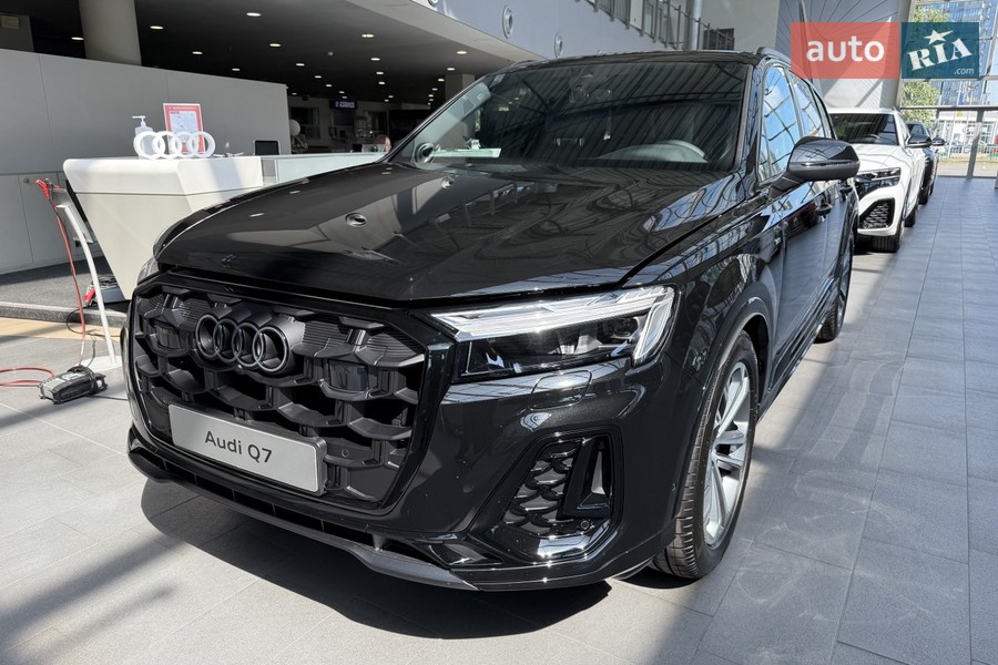 Audi Q7 - фото 2