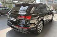 Audi Q7 - фото 4